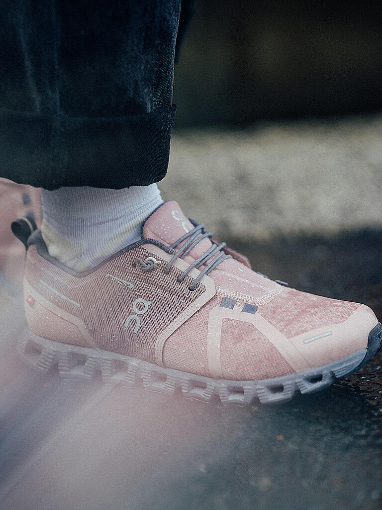 ON | Damen Laufschuhe Cloud 5 Waterproof ROSE FOSSIL | rosa