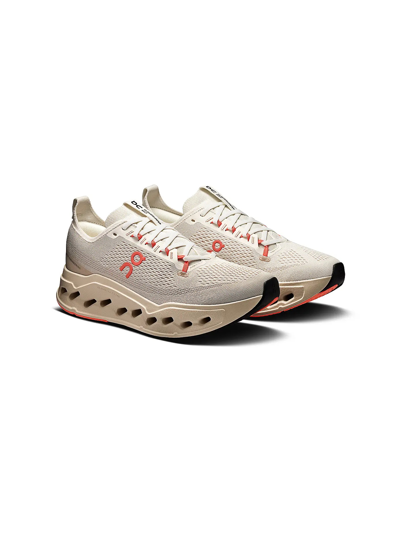 ON | Damen Laufschuhe Cloudsurfer Max | beige