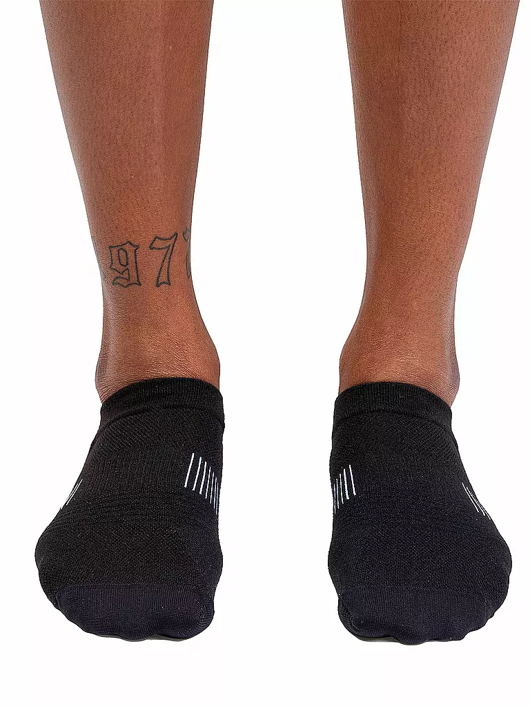 ON | Damen Laufsocken Ultralight Low | schwarz