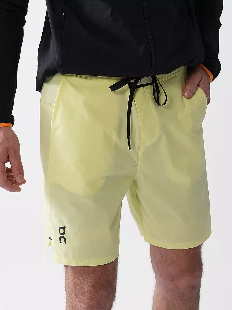 ON | Herren 2in1 Laufshort Performance Hybrid | gelb