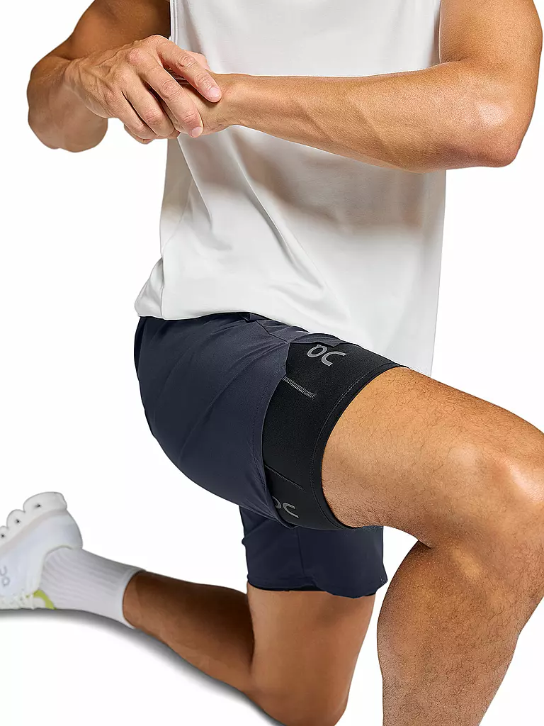 ON | Herren 2in1 Laufshort Performance Hybrid | dunkelblau