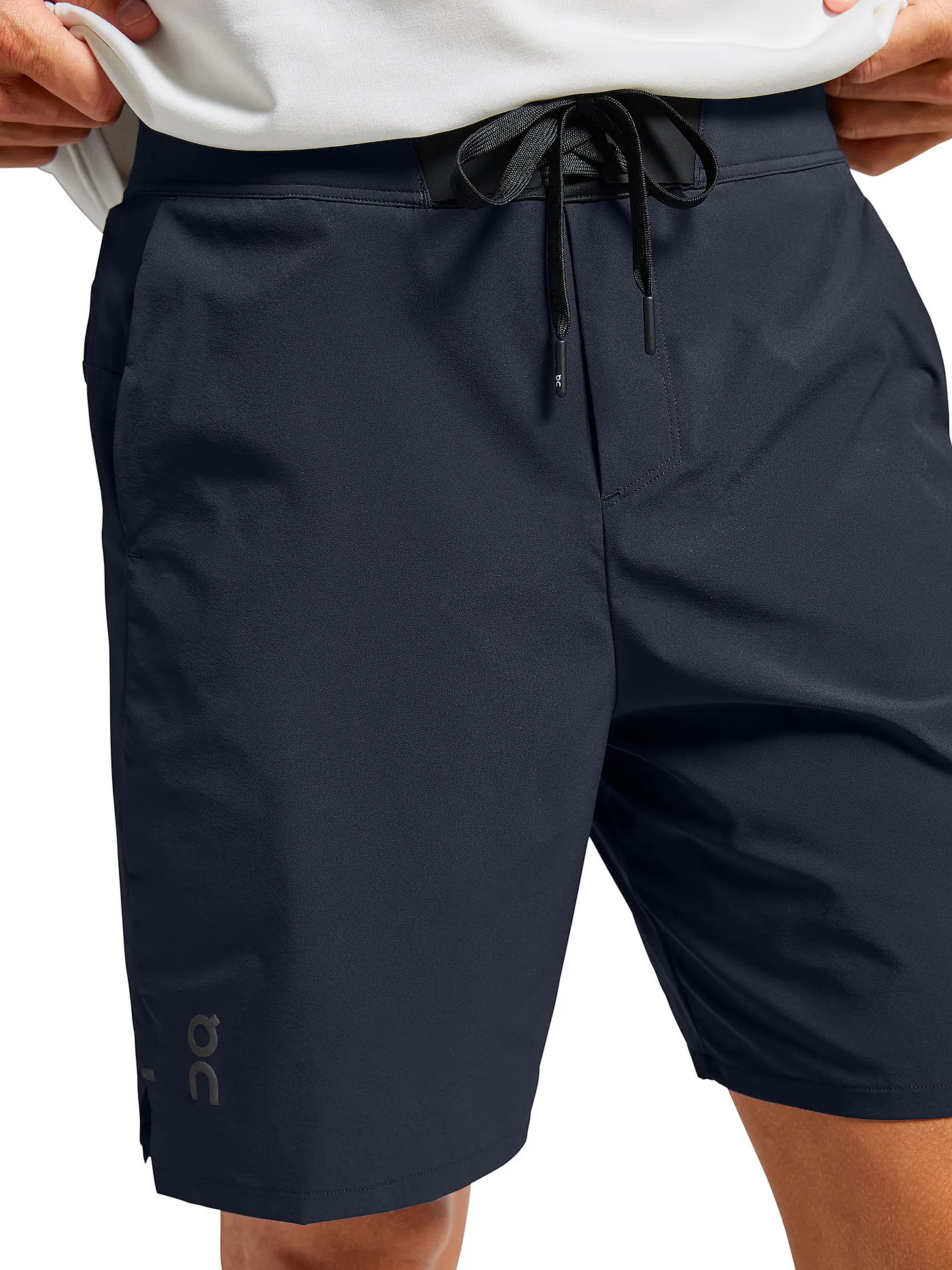ON | Herren 2in1 Laufshort Performance Hybrid | dunkelblau