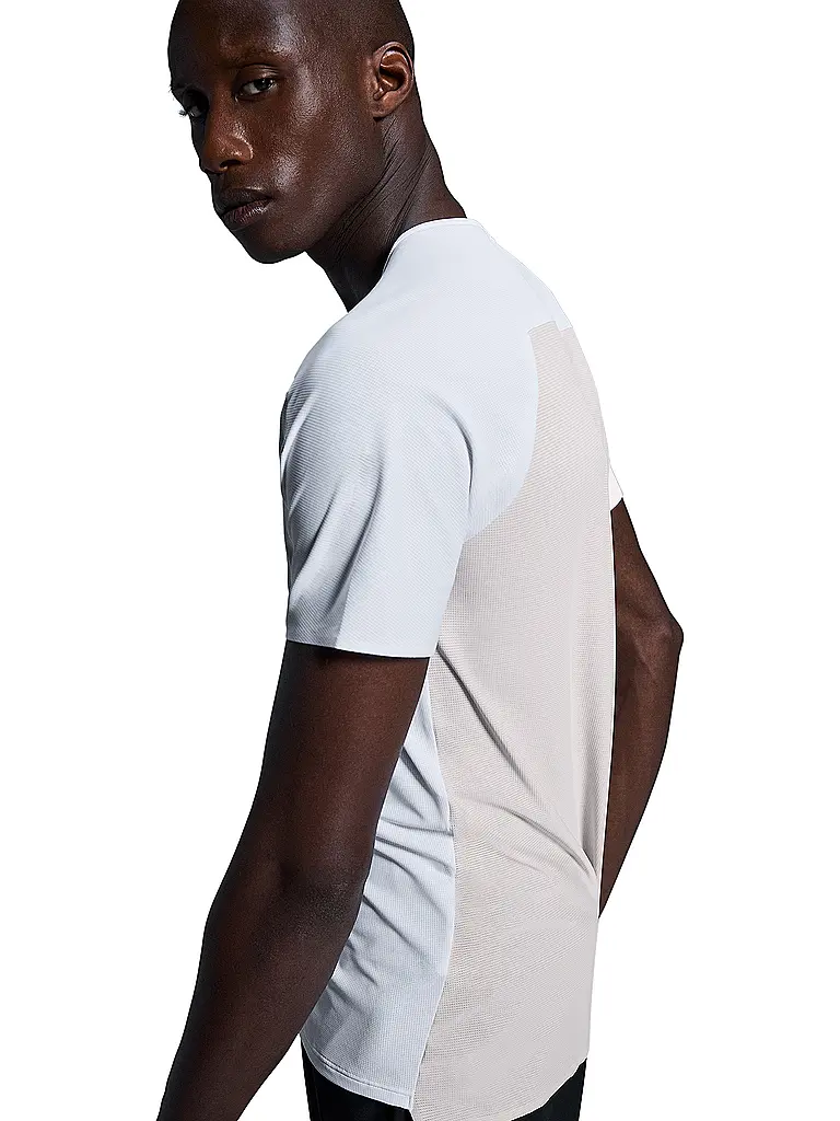 ON | Herren Laufshirt Performance-T | 