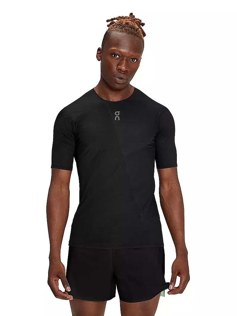 ON | Herren Laufshirt Ultra Trail | schwarz