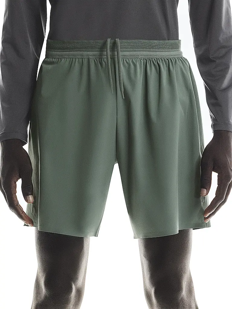 ON | Herren Laufshort 7" Performance | olive
