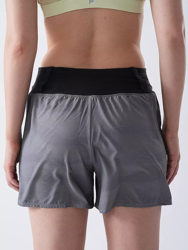 ON | Herren Laufshort Trail | grau