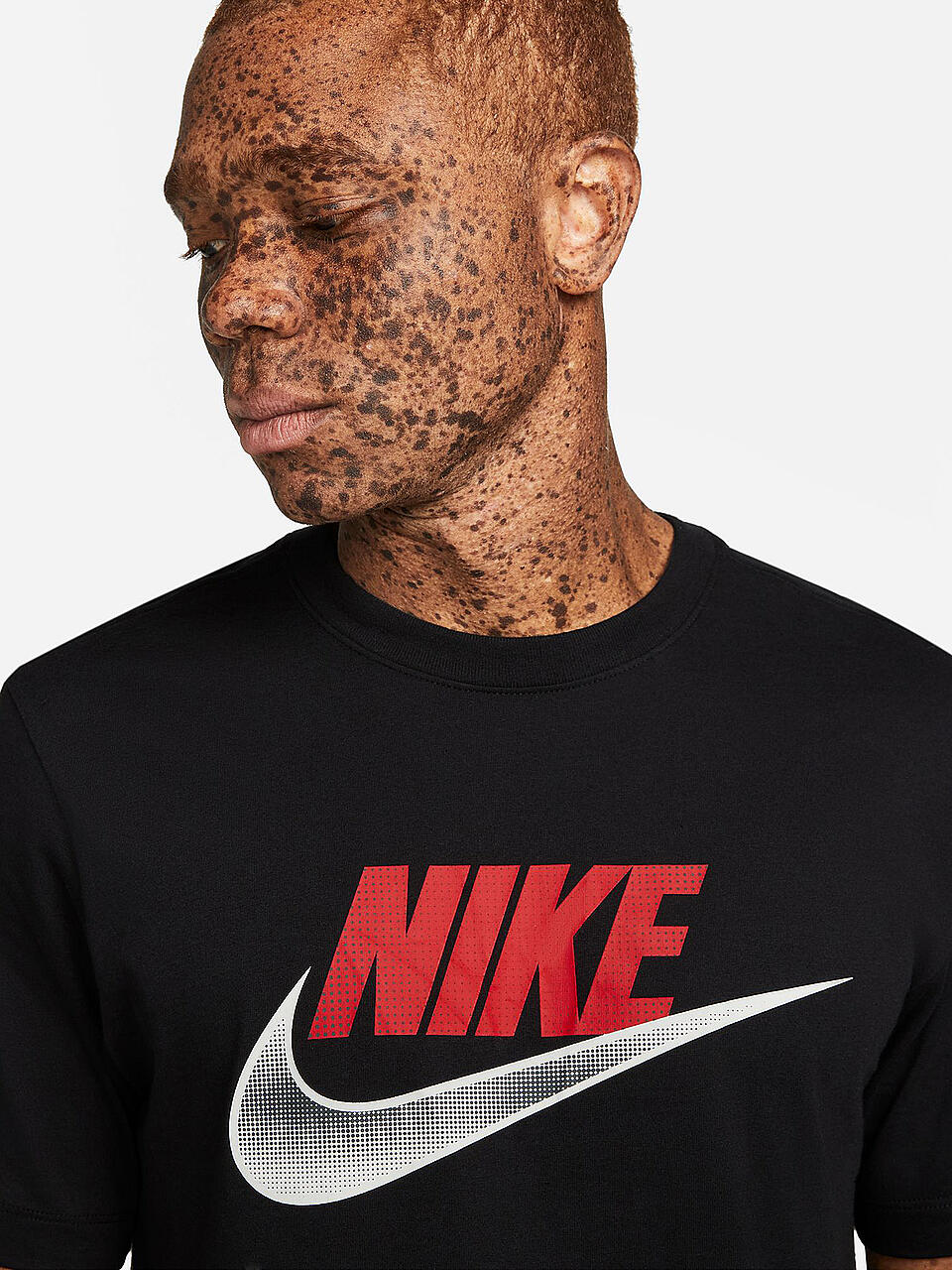 NIKE | Herren T-Shirt Sportswear | schwarz