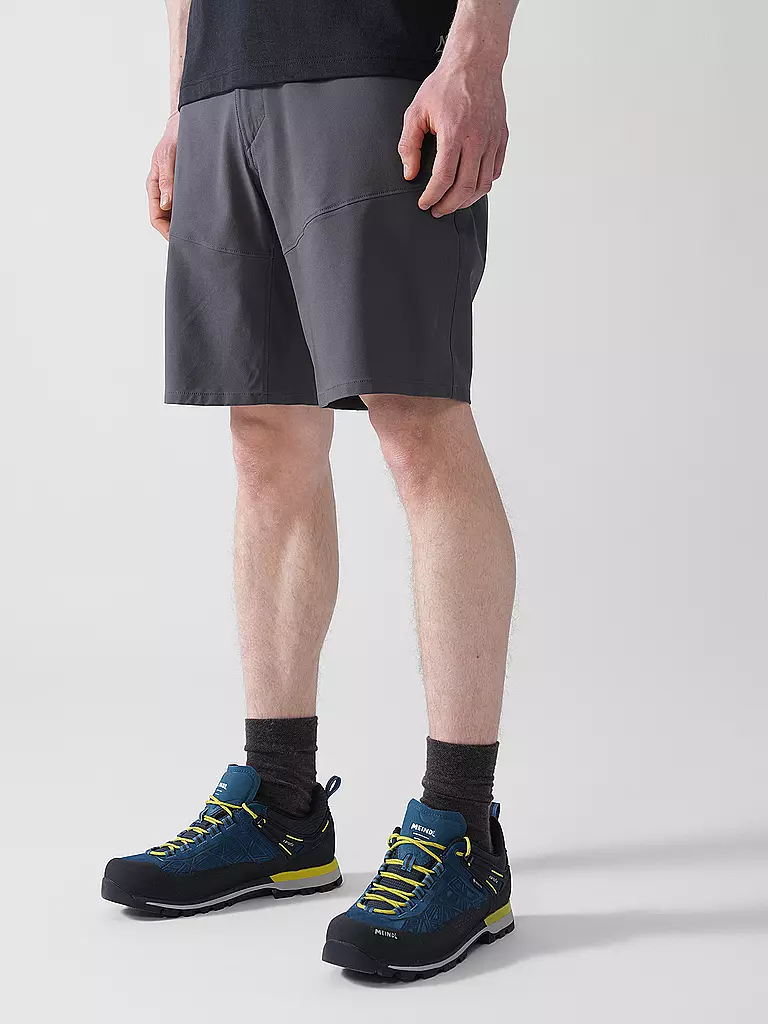 PATAGONIA | Herren Short Altvia Trail | olive