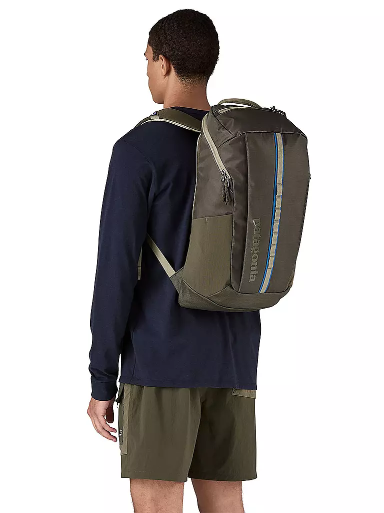 PATAGONIA | Tagesrucksack Black Hole 25L | olive