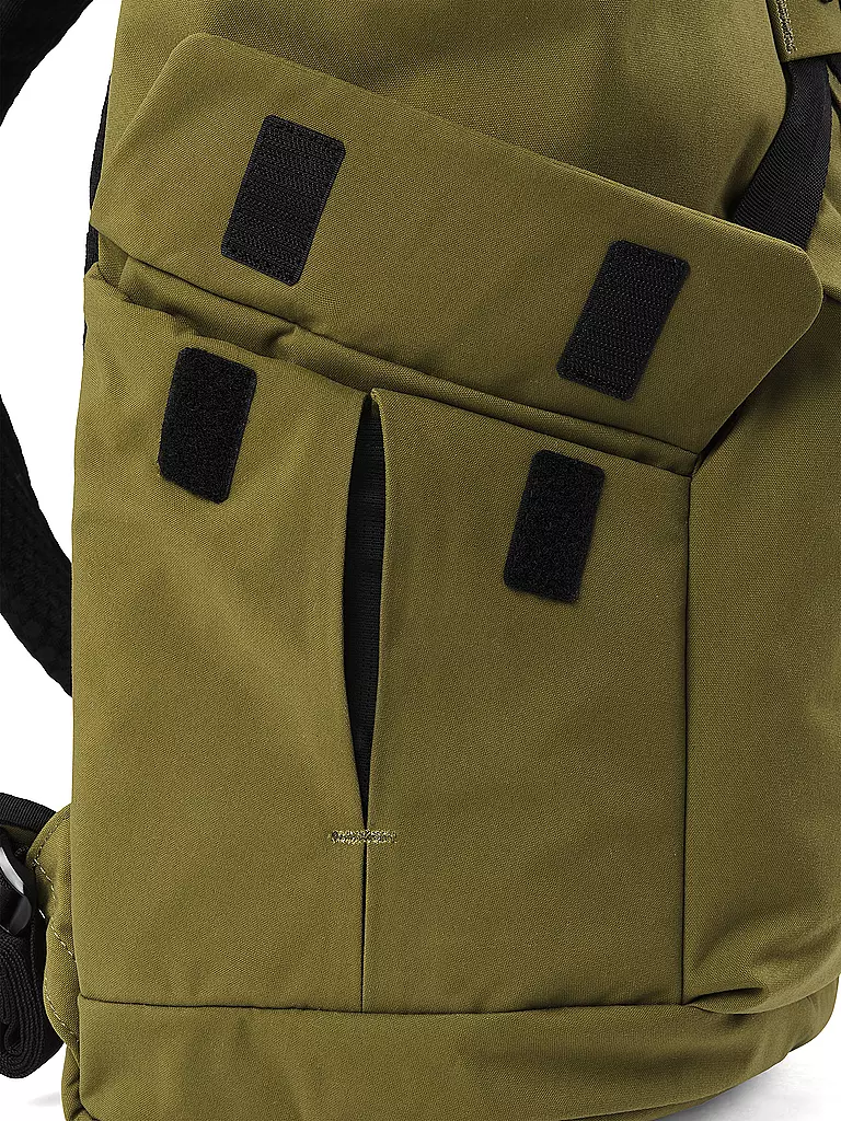 PINQPONQ | Rucksack Kross 20-25L | olive