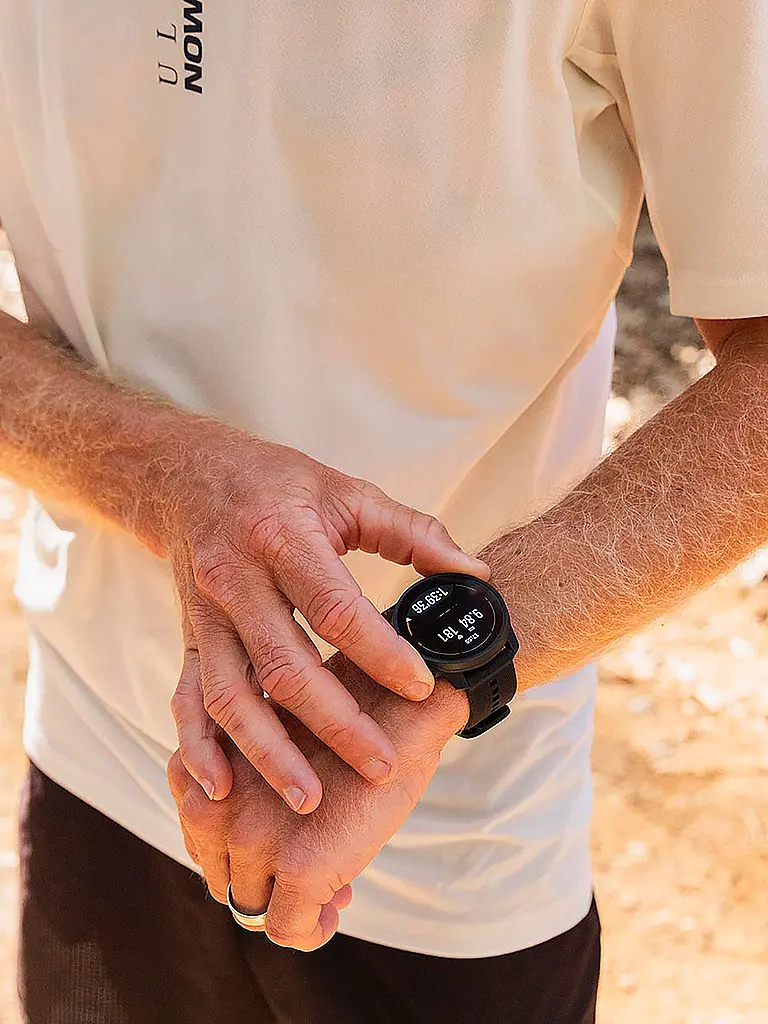 SUUNTO | GPS-Multisportuhr Race 2 All Black | 