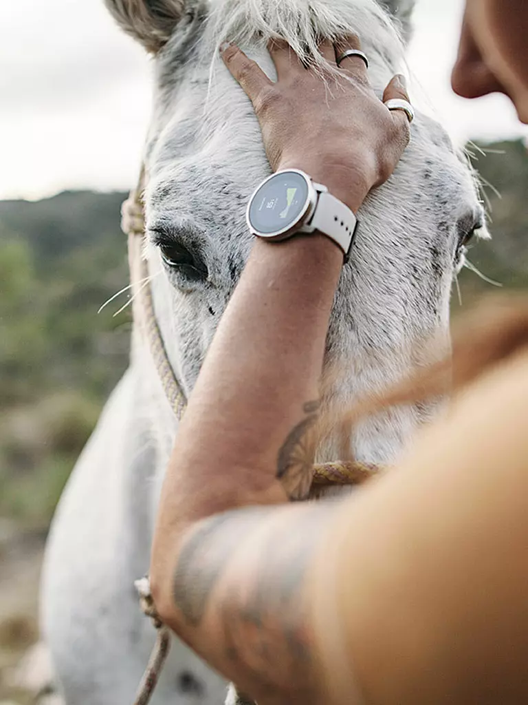 SUUNTO | GPS-Multisportuhr Suunto 9 Peak Birch White Titanium | weiß