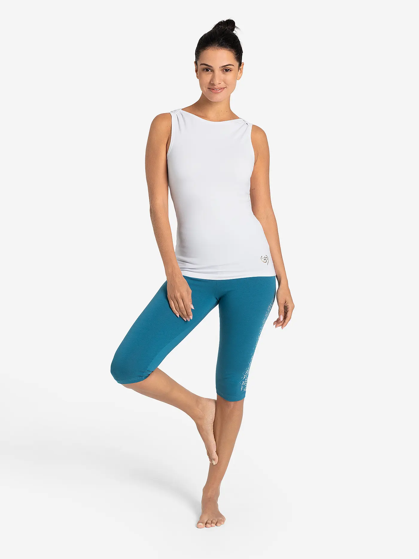 THE SPIRIT OF OM | Damen Yogatank Bambus | weiss