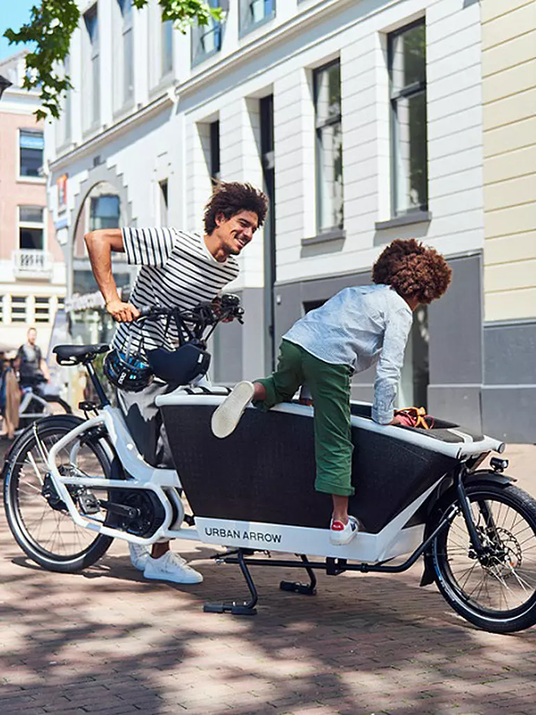 URBAN ARROW | E-Lastenrad Family Performance Line Essential  | weiss