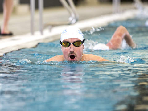 bademode-arena-swimacademy-action-480x360.jpg