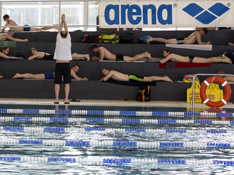 bademode-arena-swimacademy-warmup-480x360.jpg