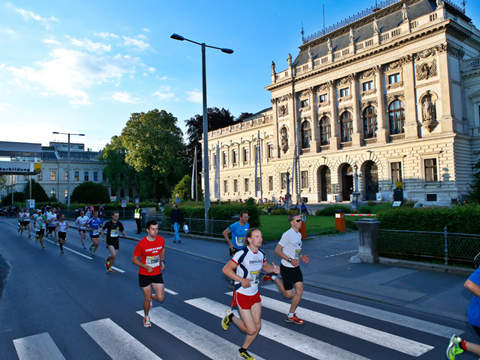 LAUFSPORT – Raiffeisen Businesslauf 2014 LAUFSPORT – Raiffeisen Businesslauf 2014
