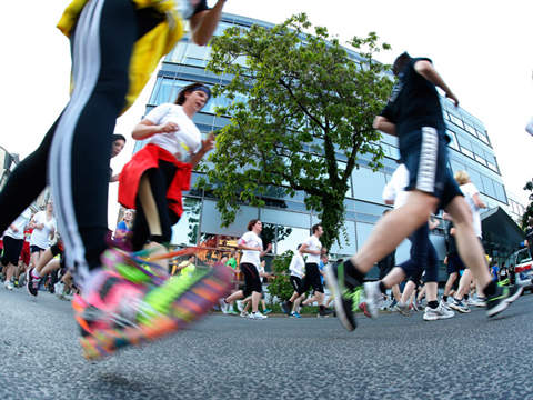 LAUFSPORT – Raiffeisen Businesslauf 2014 LAUFSPORT – Raiffeisen Businesslauf 2014