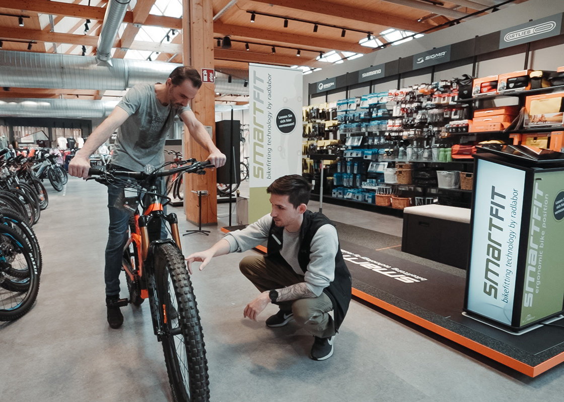 1120x800_Bike-Fitting_Bike-Beratung_Foto-Crink-Visuals 1120x800_Bike-Fitting_Bike-Beratung_Foto-Crink-Visuals